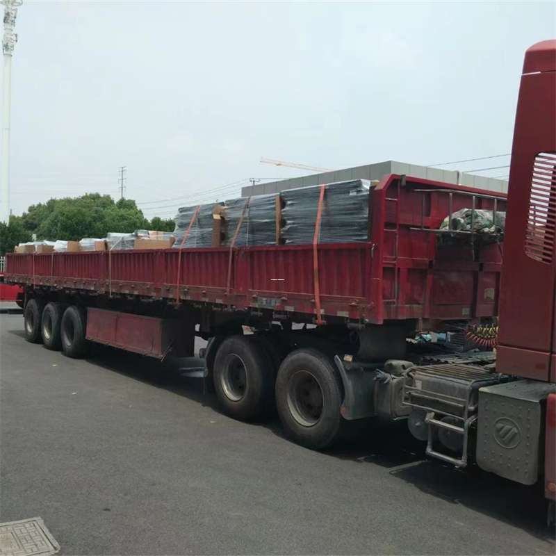 小榄镇乌鲁木齐县物流专线：高效直达的运输之旅